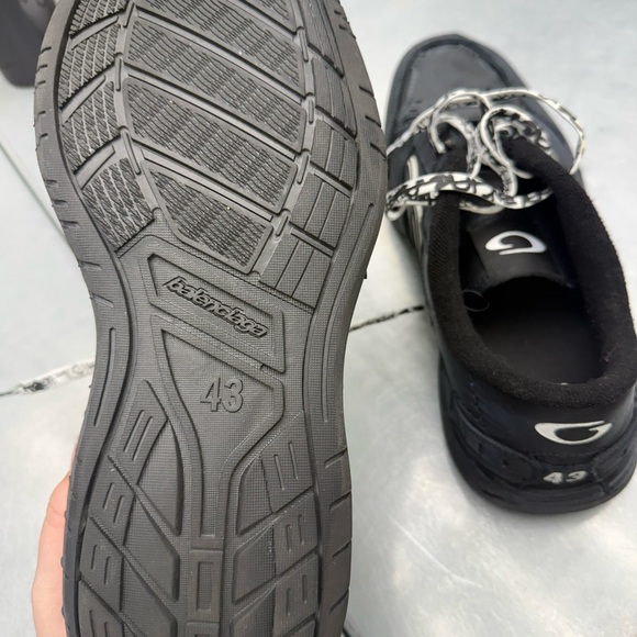 Balenciaga Black and White Men's Sneakers - Picture 5 of 5